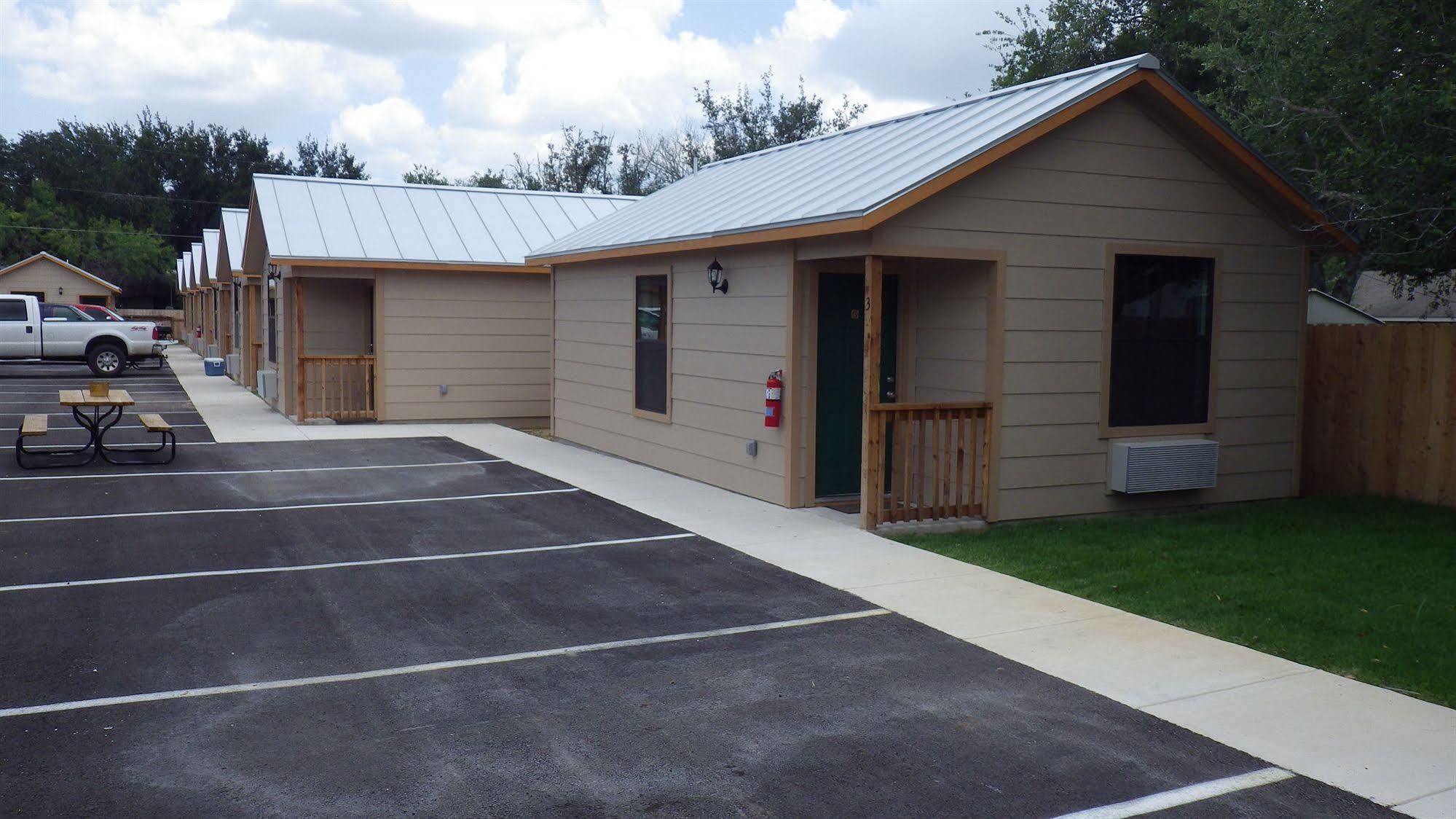Brush Country Lodge Pleasanton Exterior foto